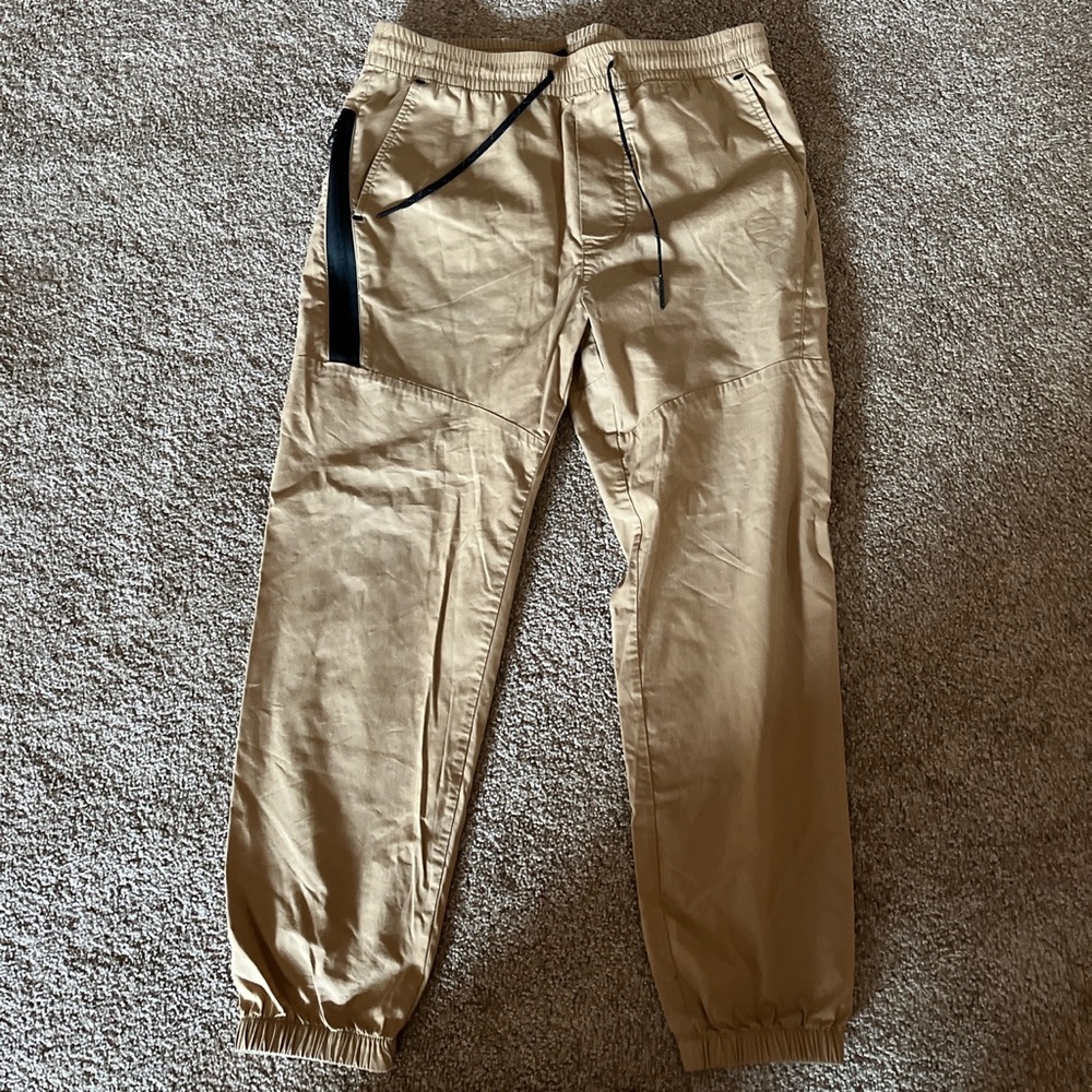American eagle fitness jogger pants.